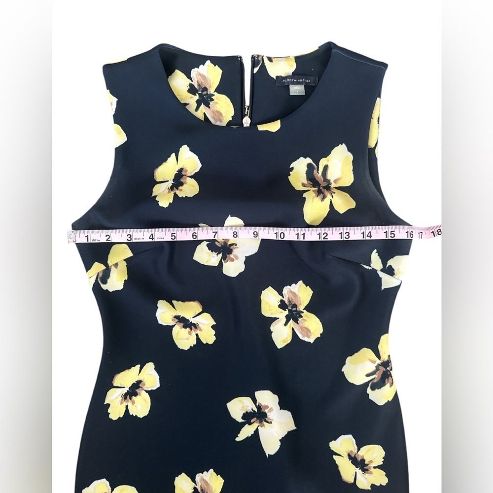 Tommy Hilfiger Navy Floral Sleeveless Scoop Neck Stretch Shift Dress Sz 4 EUC - Picture 13 of 17